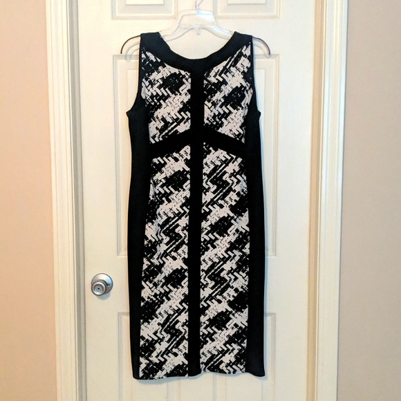 RM RICHARDS - Picture 3 of 9